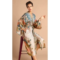 powder_wisteria_kimono_gown_coconut_fr